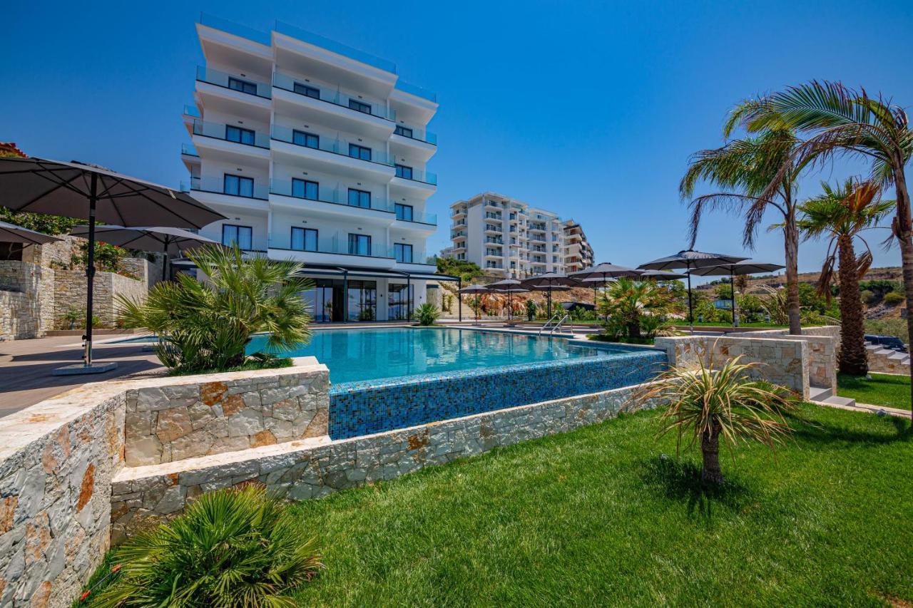 El Primero Hotel Sarande Luaran gambar