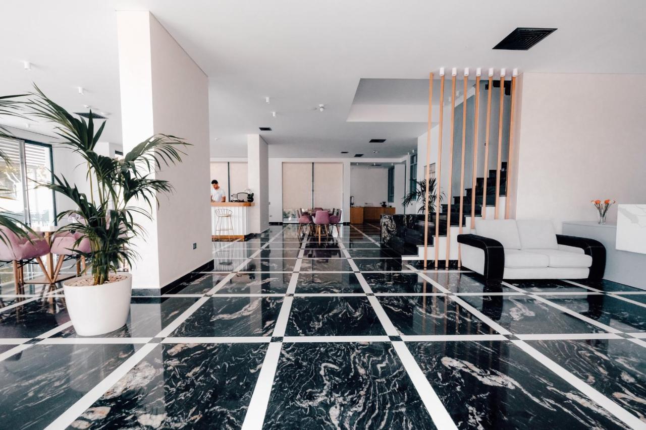 El Primero Hotel Sarande Luaran gambar