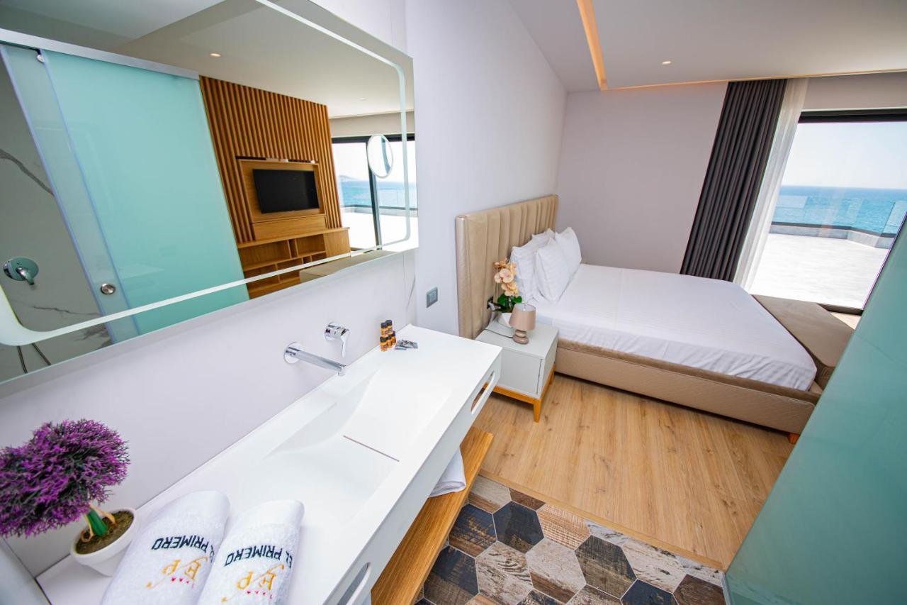 El Primero Hotel Sarande Luaran gambar