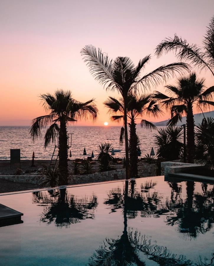 El Primero Hotel Sarande Luaran gambar