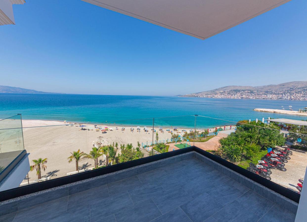 El Primero Hotel Sarande Luaran gambar