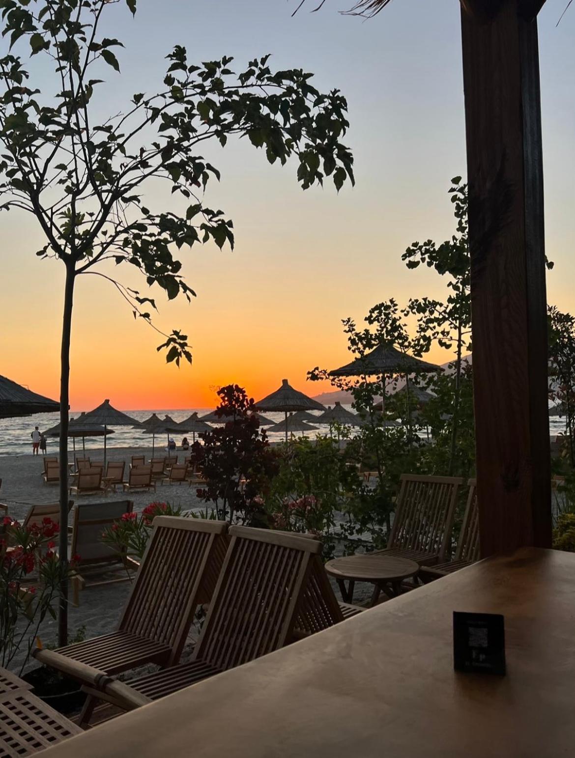 El Primero Hotel Sarande Luaran gambar